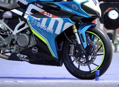 春风675sr最新爆料性能,动力强劲，操控卓越，引领摩托车新潮流